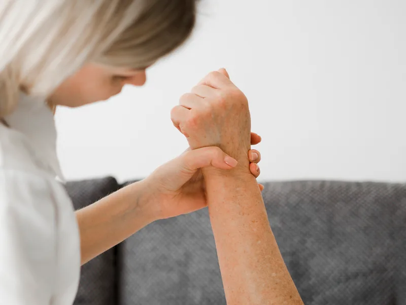 Chiropractic care for neuropathy at ProKinetic in Fort Scott